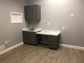 4100 Fairway Dr, Carrollton, TX for sale Interior Photo- Image 2 of 6