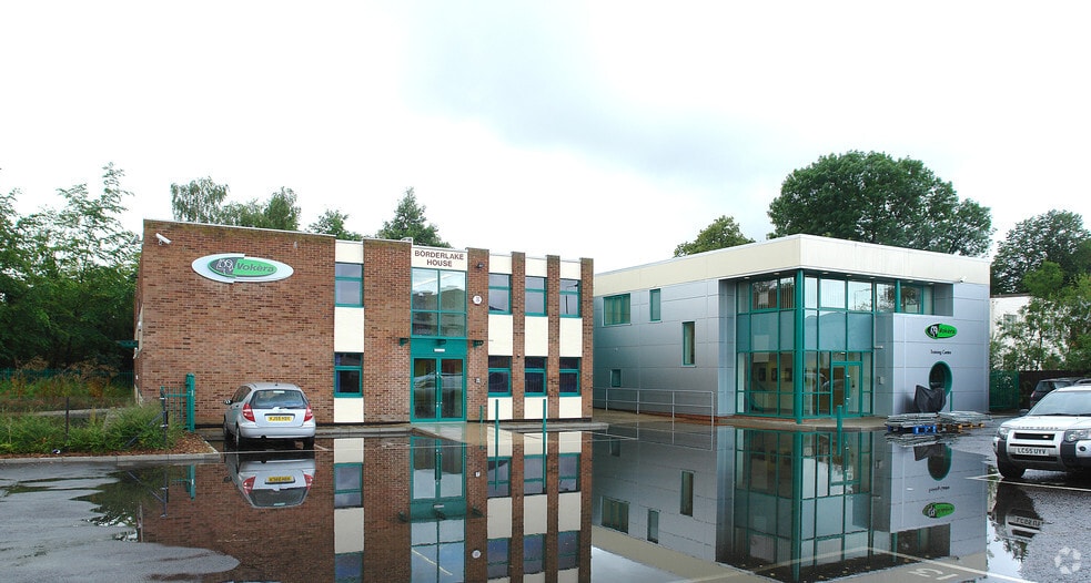 London Colney By Pass, St Albans for sale - Primary Photo - Image 1 of 1