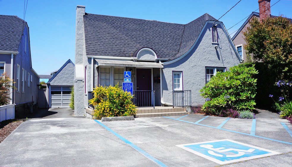 3122 F St, Eureka, CA for sale - Primary Photo - Image 1 of 1