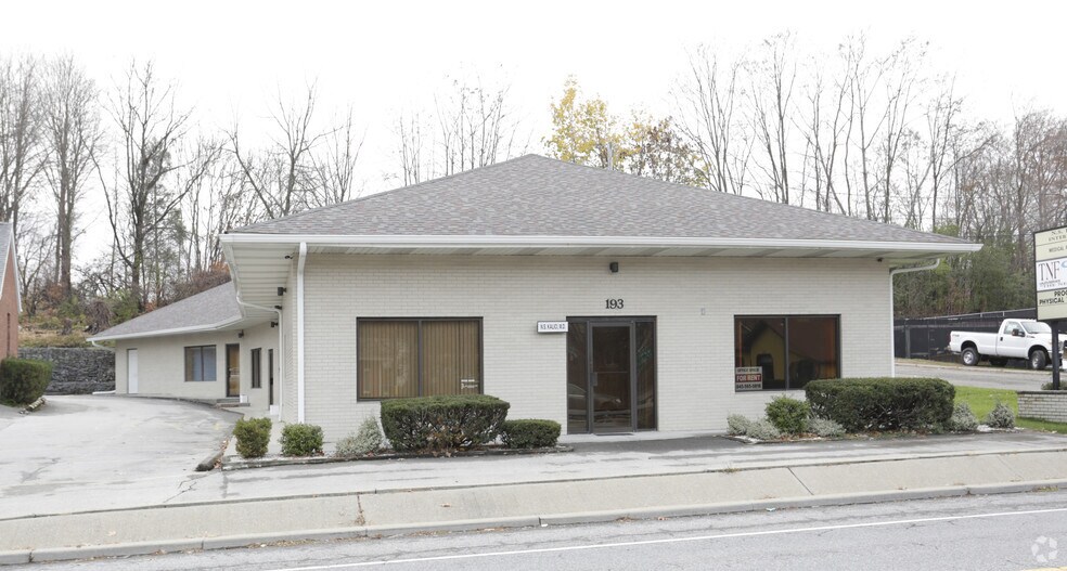 193 South Plank Rd, Newburgh, NY for sale - Primary Photo - Image 1 of 1