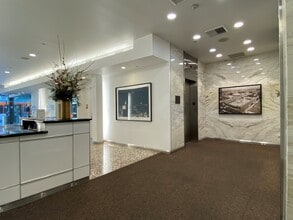 6464 W Sunset, Hollywood, CA for lease Lobby- Image 2 of 3