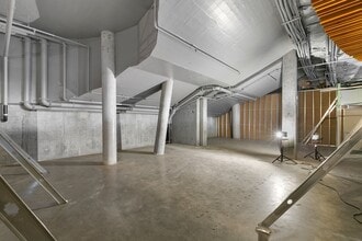 288 106th Ave NE, Bellevue, WA for lease Interior Photo- Image 1 of 11