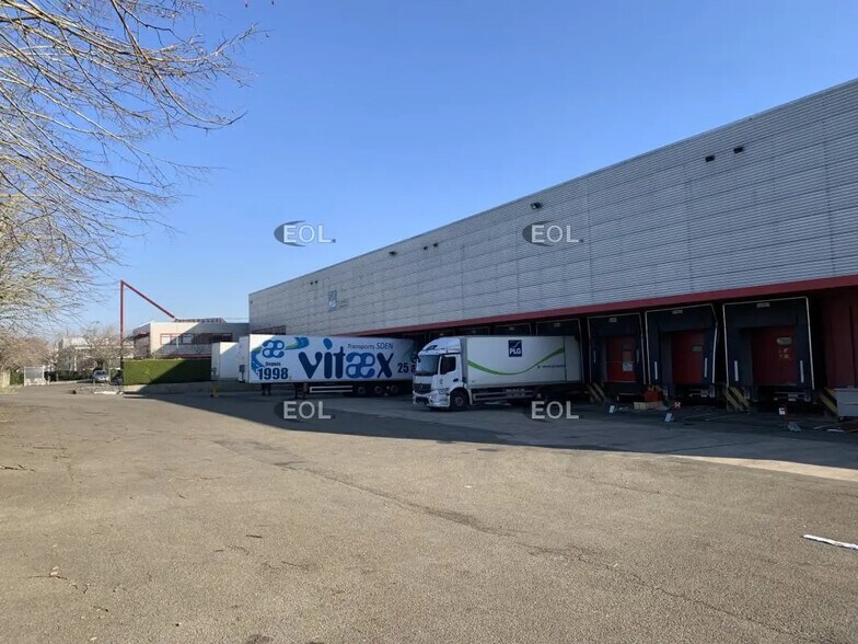 Flex in Maurepas for lease - Building Photo - Image 3 of 12