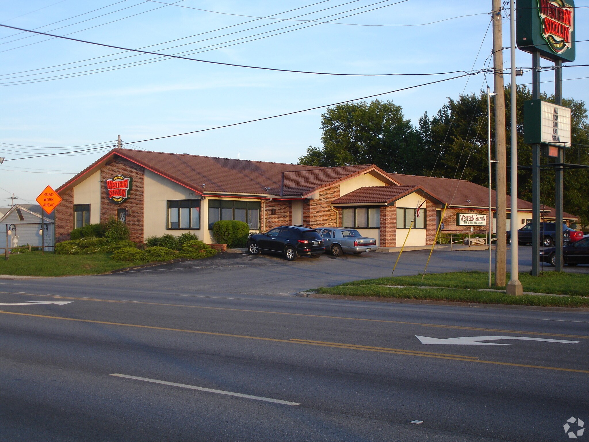 1700 E Kearney St, Springfield, MO for sale Primary Photo- Image 1 of 1