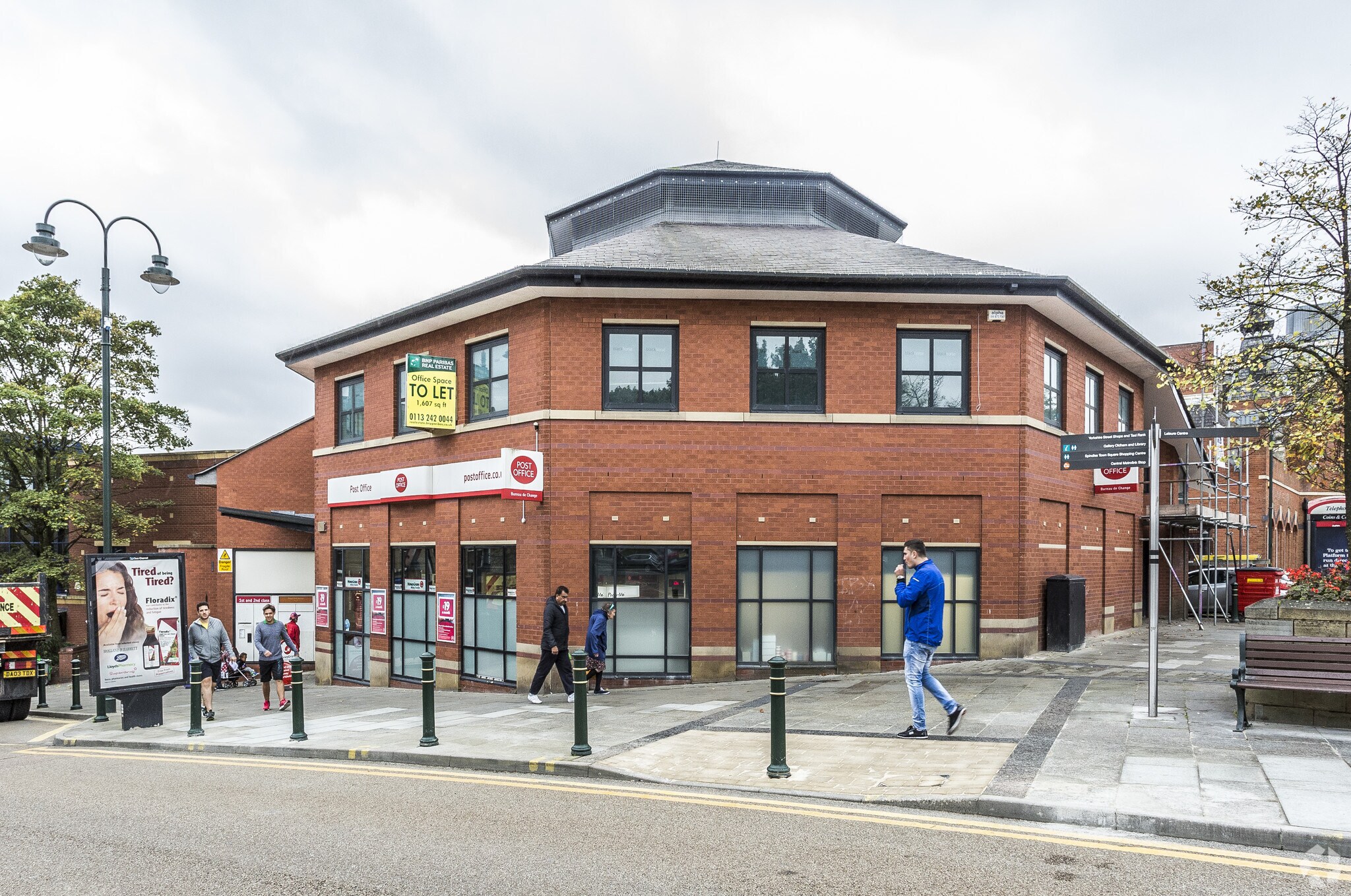 3-5 Lord St, Oldham for sale Primary Photo- Image 1 of 1