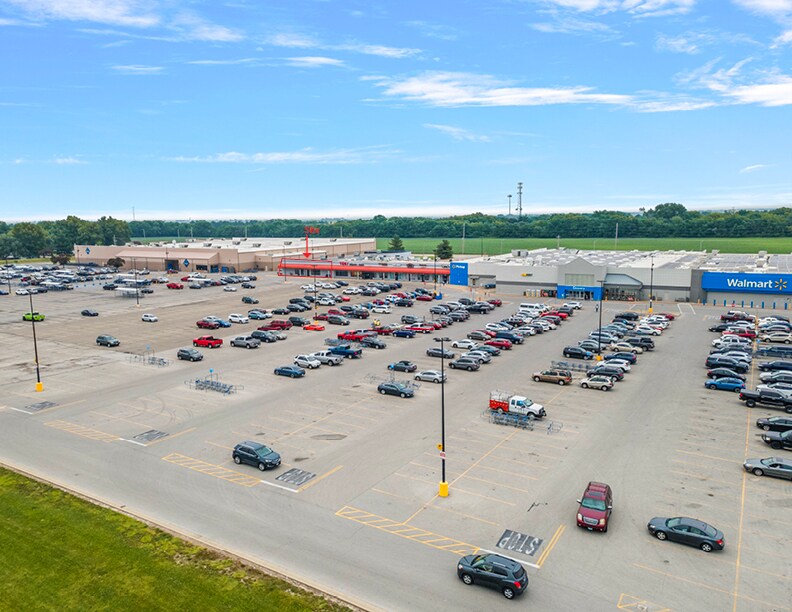 4298 N Prospect St, Decatur, IL for lease Building Photo- Image 1 of 13