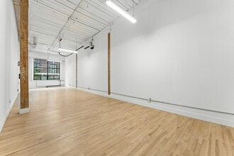 276 Carlaw Av, Toronto, ON for lease Interior Photo- Image 2 of 7