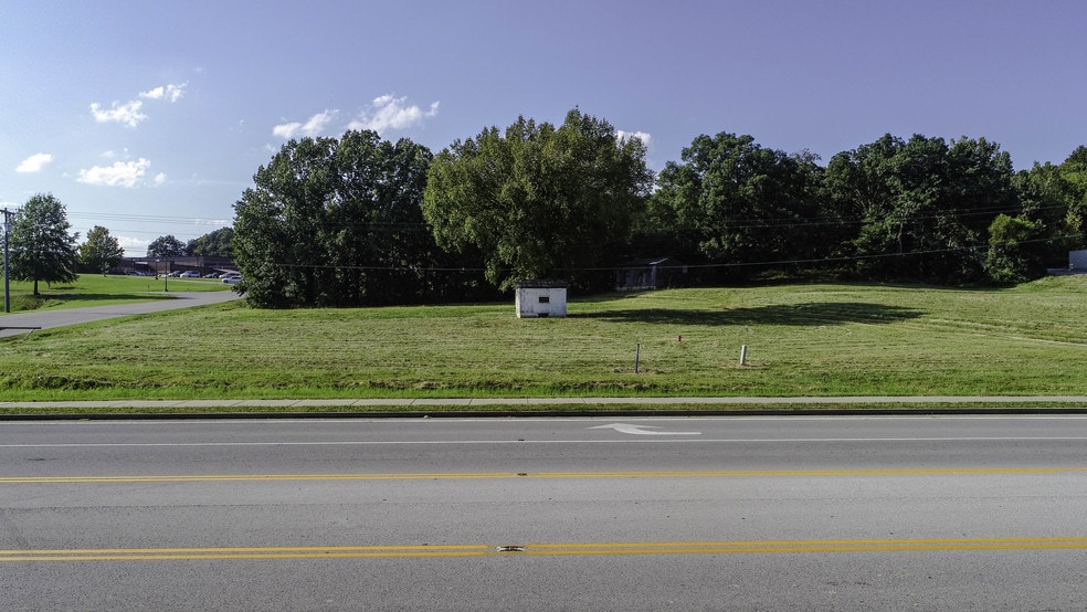 S Main St, Morgantown, KY for sale - Primary Photo - Image 1 of 1