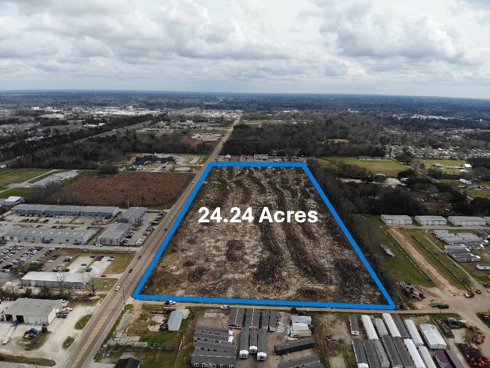 W Club Deluxe Road, Hammond, LA for sale Aerial- Image 1 of 14