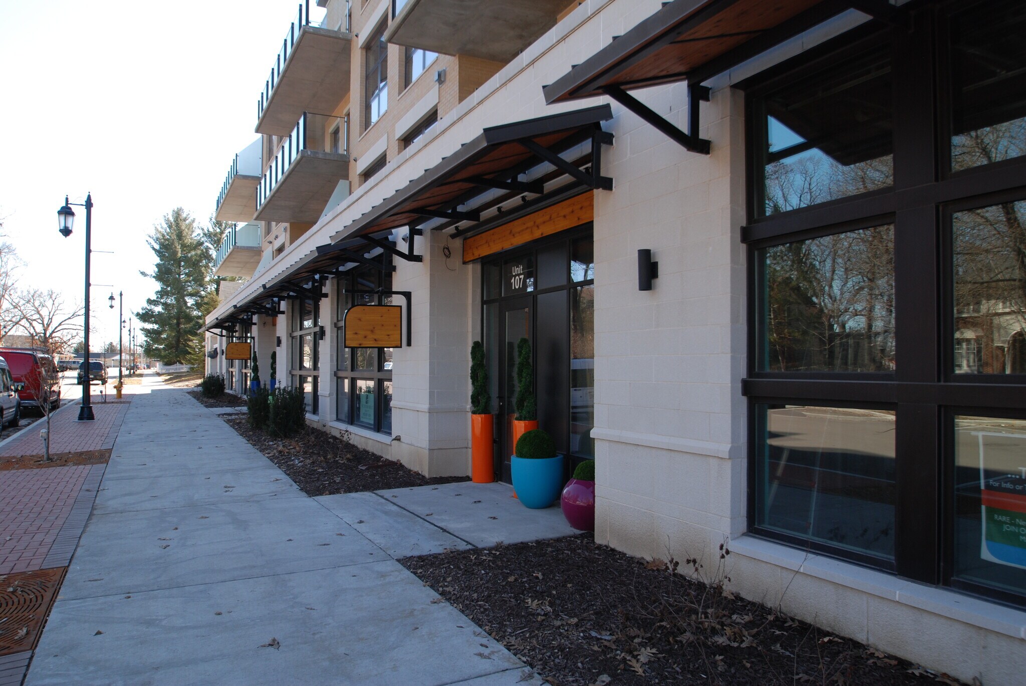 215 E Pleasant St, Oconomowoc, WI for sale Building Photo- Image 1 of 1