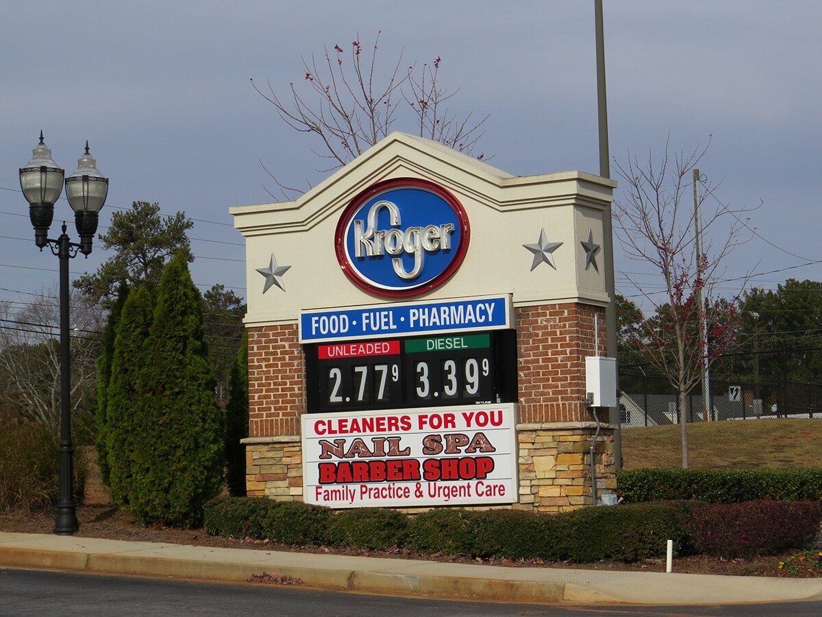 37003838 Salem Rd, Covington, GA 30016 Covington Market Place