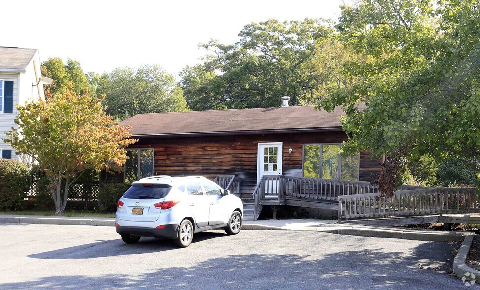 2290 State Route 208, Montgomery, NY for sale - Primary Photo - Image 1 of 3