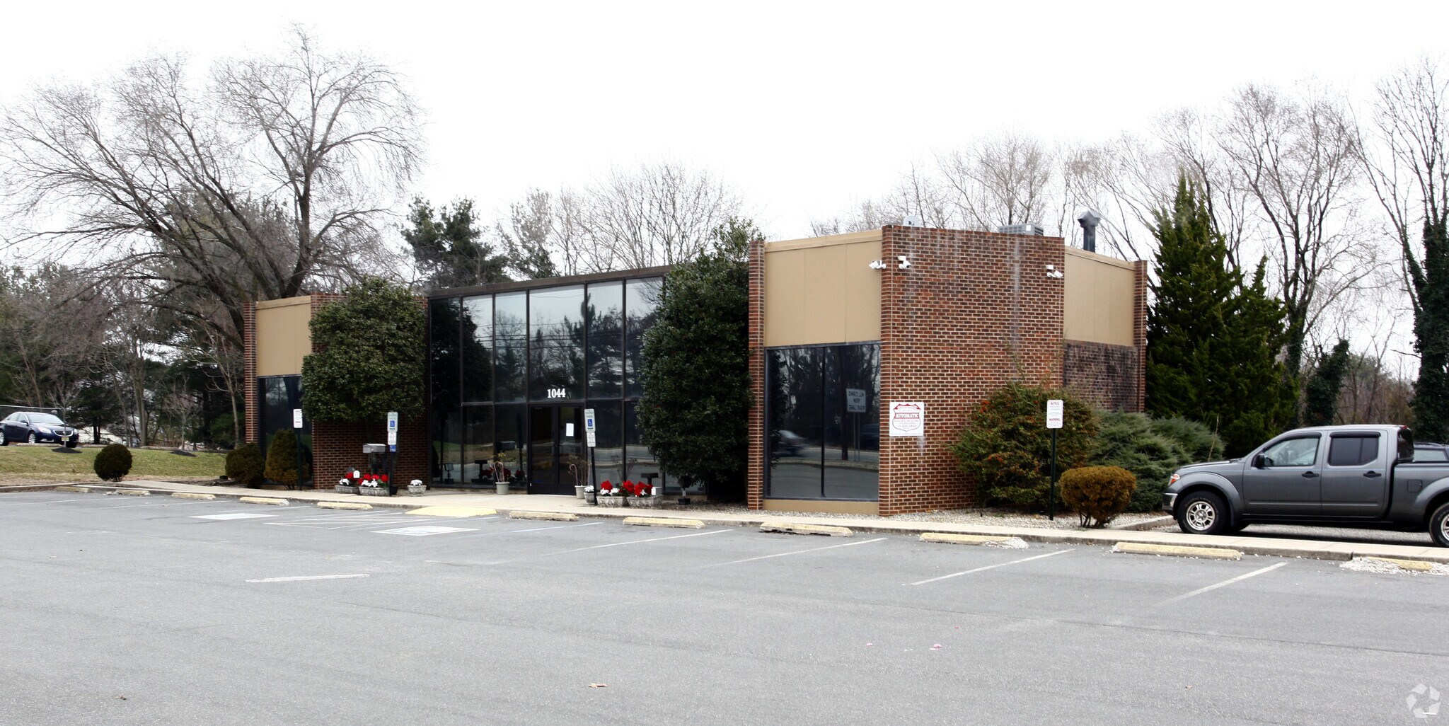 1044 Mantua Pike, Wenonah, NJ for sale Primary Photo- Image 1 of 1