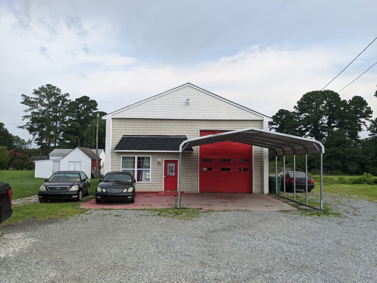 2006 Holland Rd, Suffolk, VA 23434