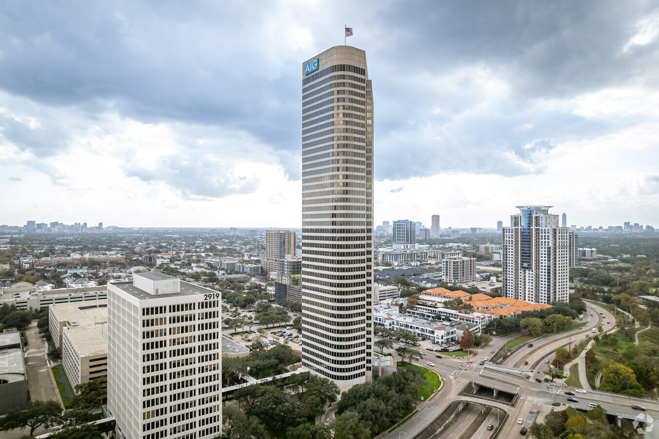 2929 Allen Pky, Houston, TX 77019 - America Tower | LoopNet