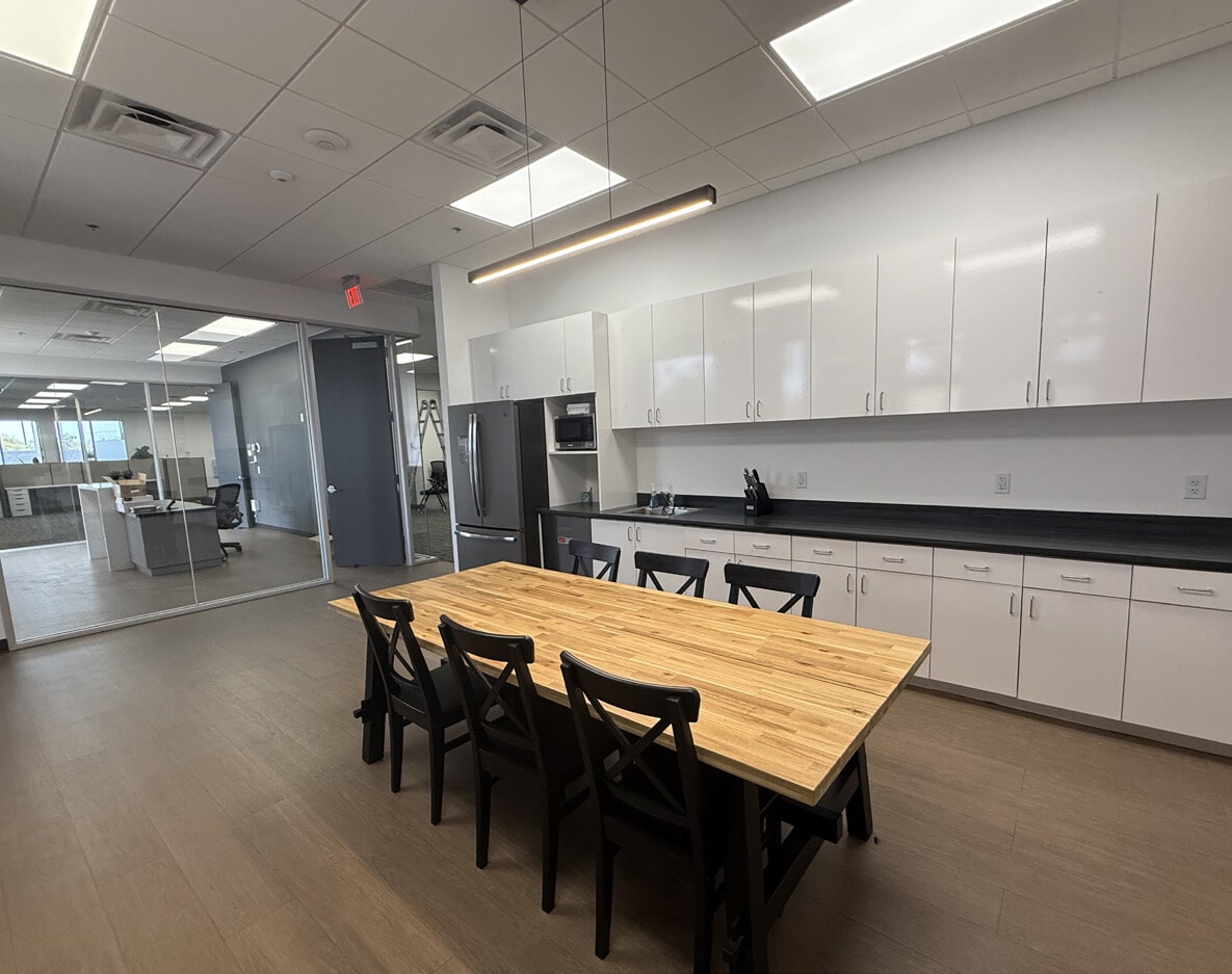 1465 N Hayden Rd, Scottsdale, AZ for lease Interior Photo- Image 1 of 4