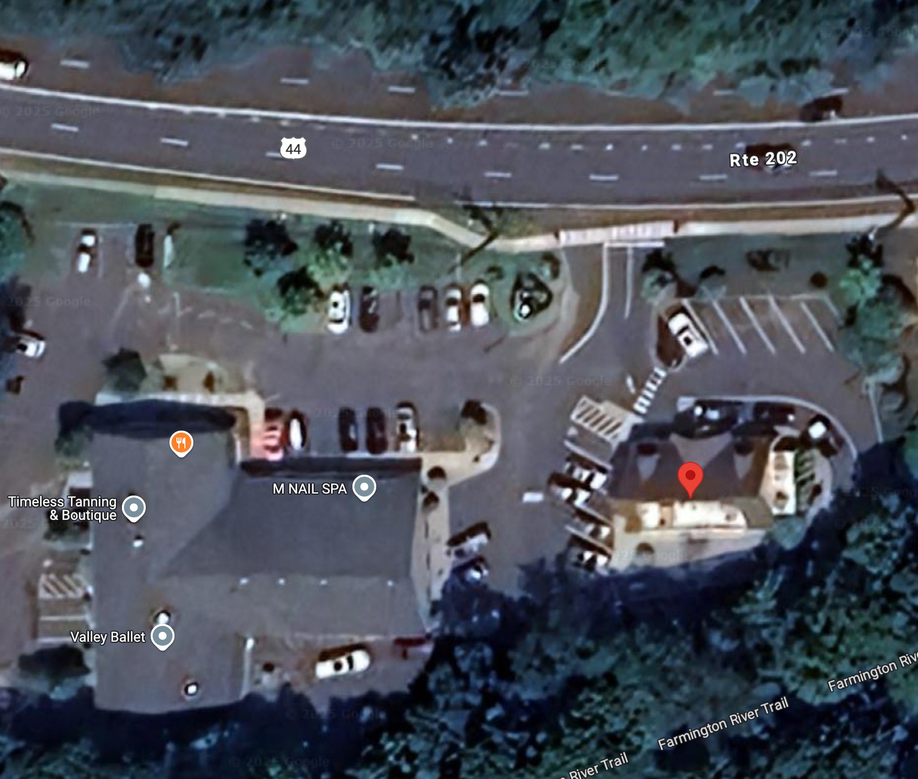 140 Albany Tpke, Canton, CT for lease Building Photo- Image 1 of 8