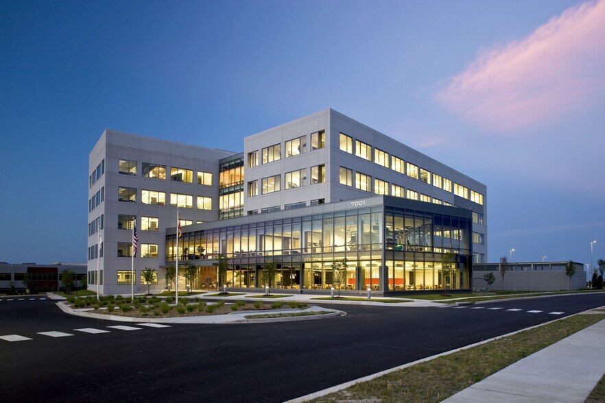 7001 Columbia Gateway Dr, Columbia, MD for lease - Primary Photo - Image 1 of 10
