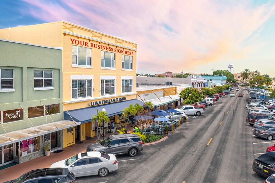 49 SW Flagler Ave, Stuart, FL for sale - Primary Photo - Image 1 of 1