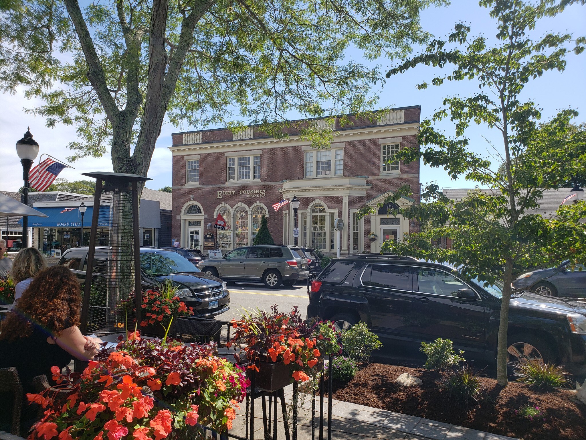 189 Main St, Falmouth, MA 02540