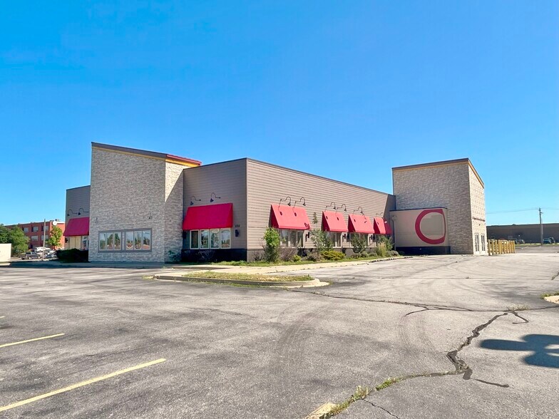 5702 NW Expressway, Oklahoma City, OK for sale - Primary Photo - Image 1 of 1