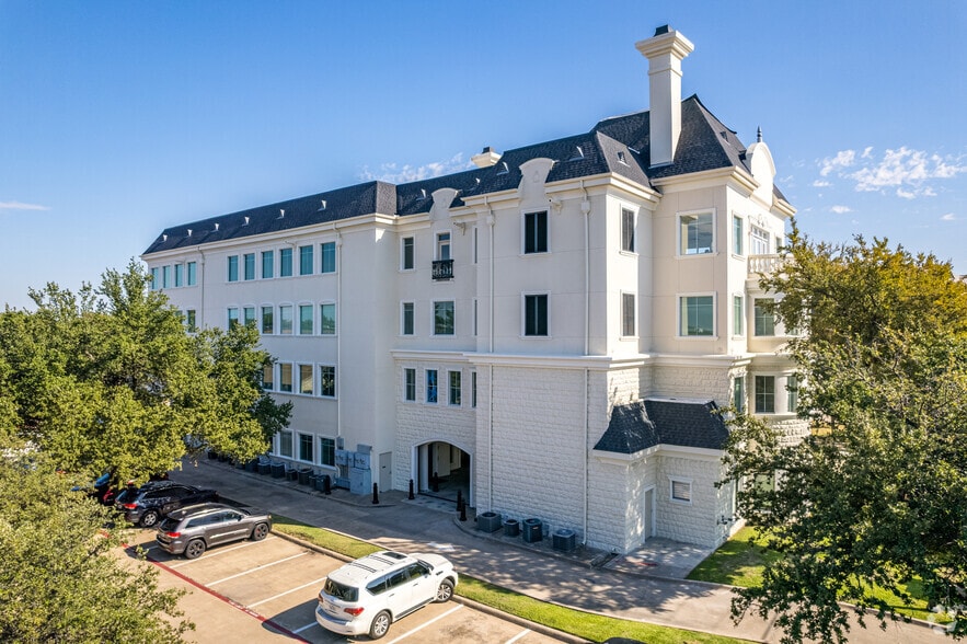 16600 N Dallas Pky, Dallas, TX for lease - Building Photo - Image 2 of 11