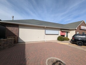 1316 E Cedar St, Brandon, SD for lease Building Photo- Image 2 of 10
