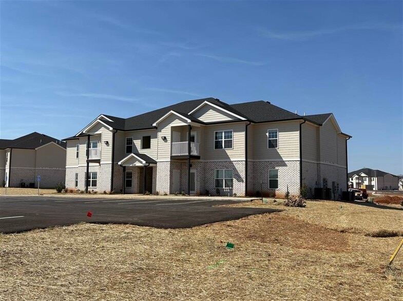 5150 Bakers Spring St, Bowling Green, KY for sale - Building Photo - Image 2 of 7