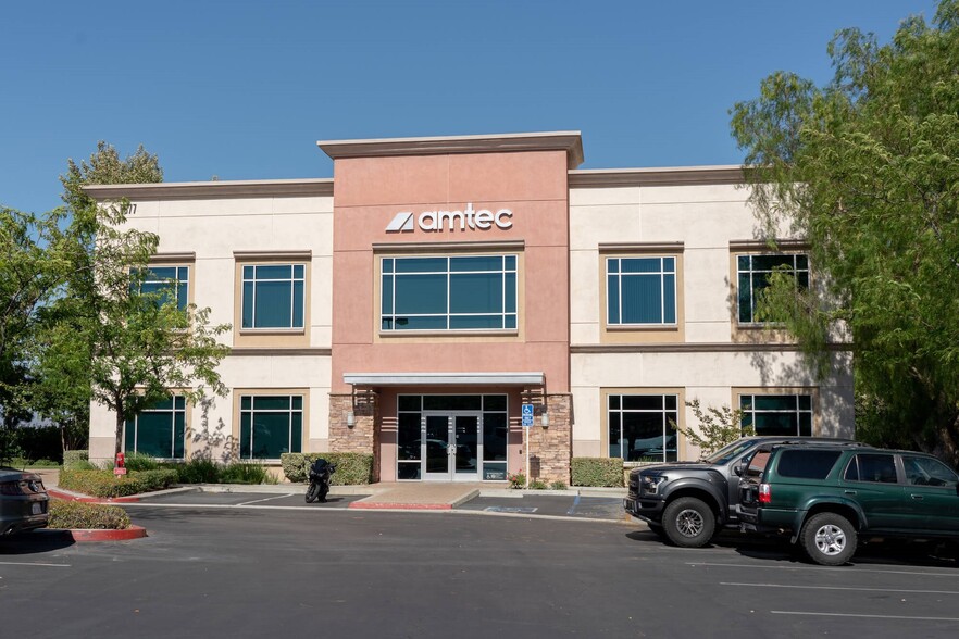 5877 Pine Ave, Chino Hills, CA for lease - Building Photo - Image 1 of 3