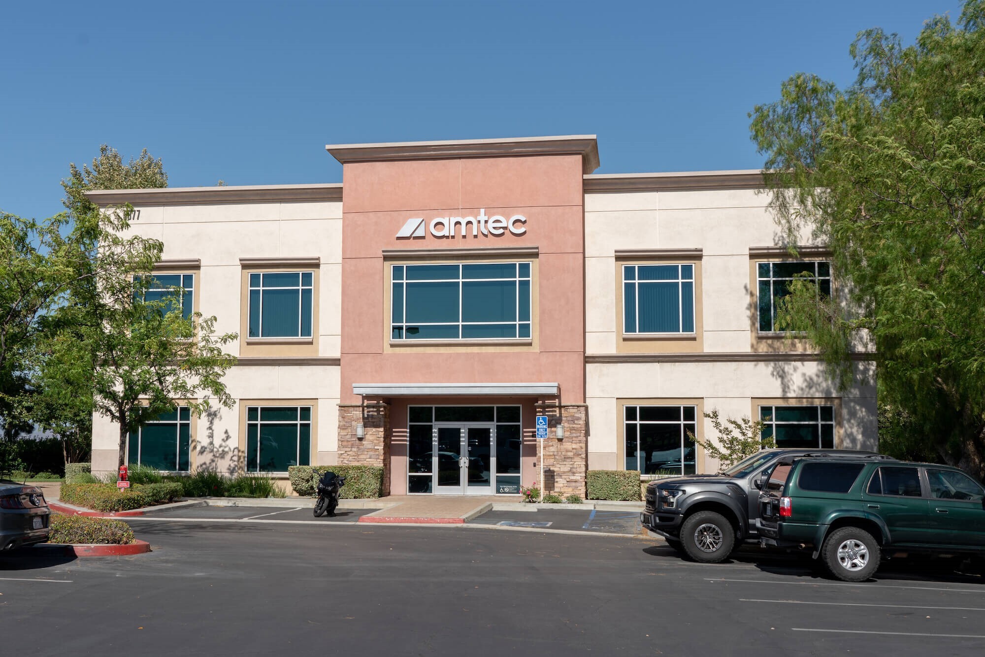 5877 Pine Ave, Chino Hills, CA for lease Building Photo- Image 1 of 4