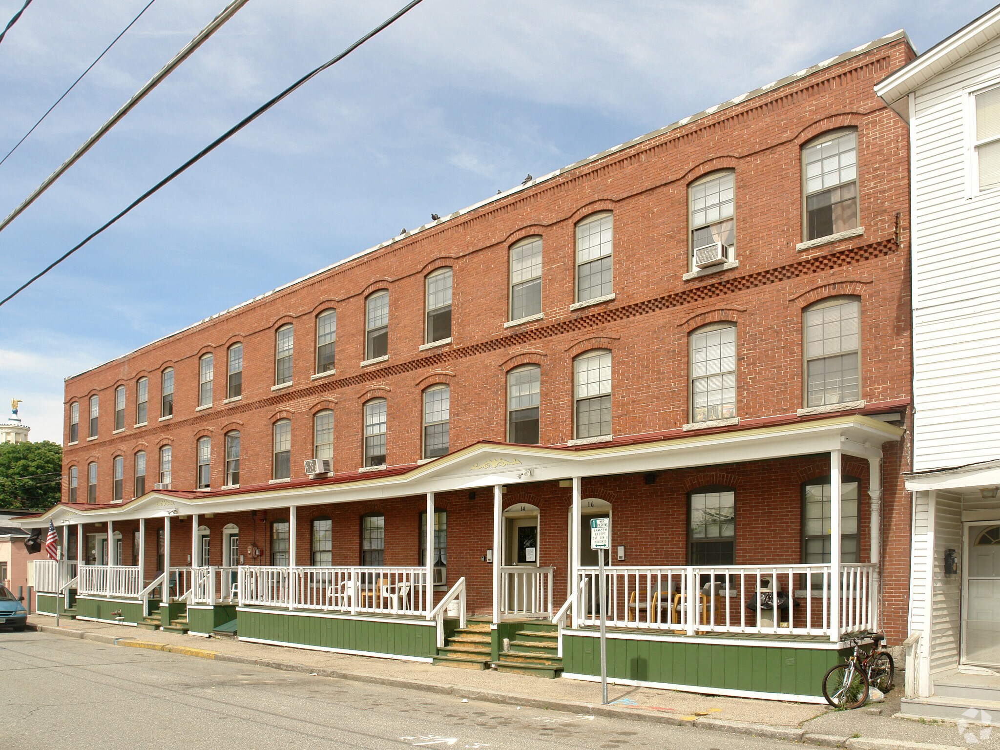 8-16 Maple St, Nashua, NH for sale Primary Photo- Image 1 of 1