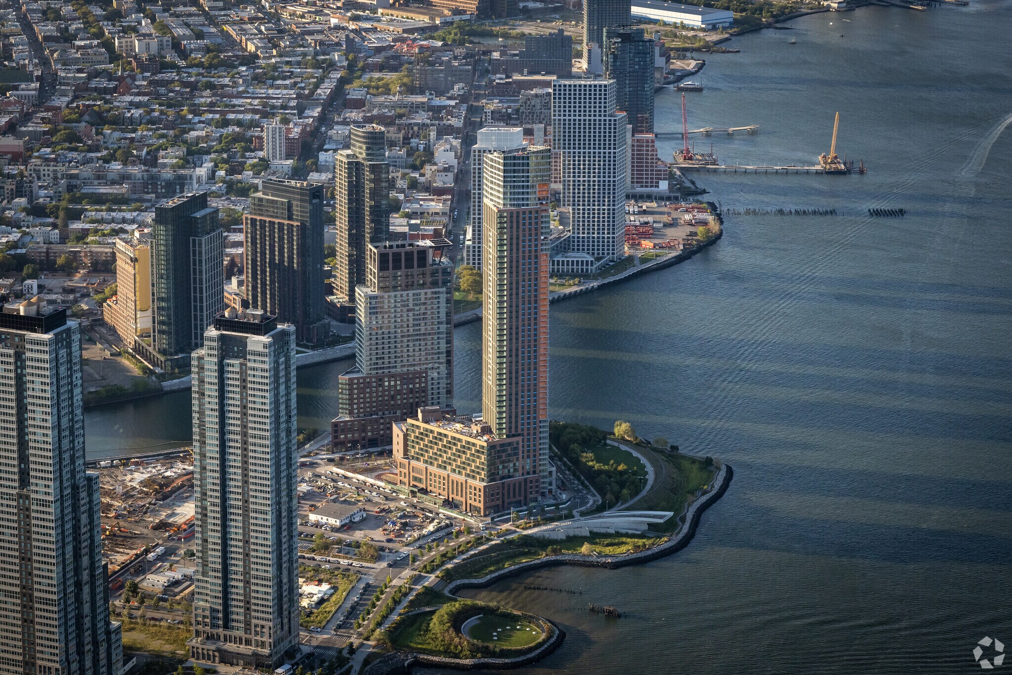 115 57th Ave, Long Island City, NY 11101 Gotham Point