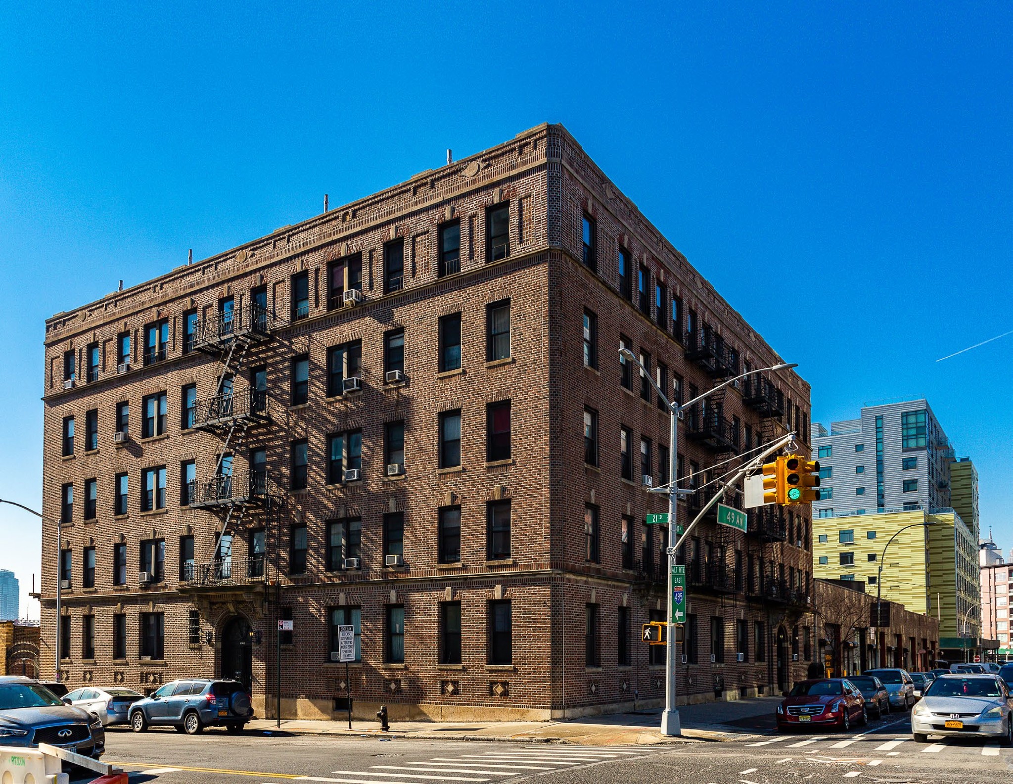 4902 21st St, Long Island City, NY for sale Primary Photo- Image 1 of 2