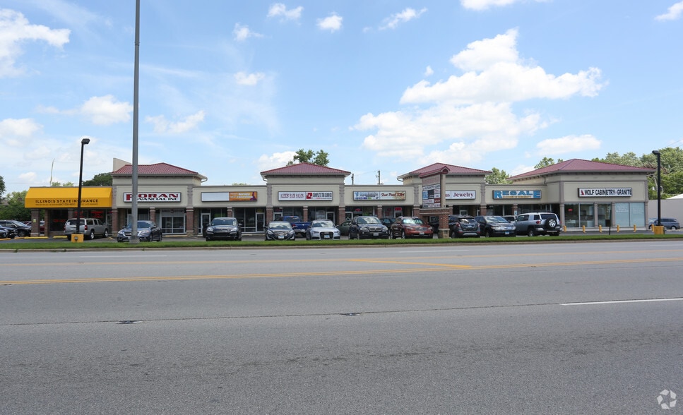 1707-1717 N Rand Rd, Palatine, IL for lease - Primary Photo - Image 1 of 16