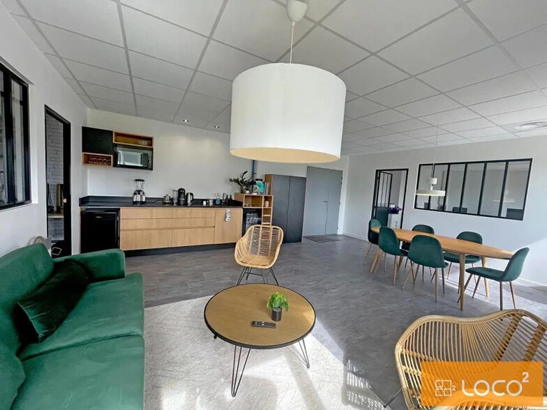 Office in Muret for lease - Interior Photo - Image 3 of 13