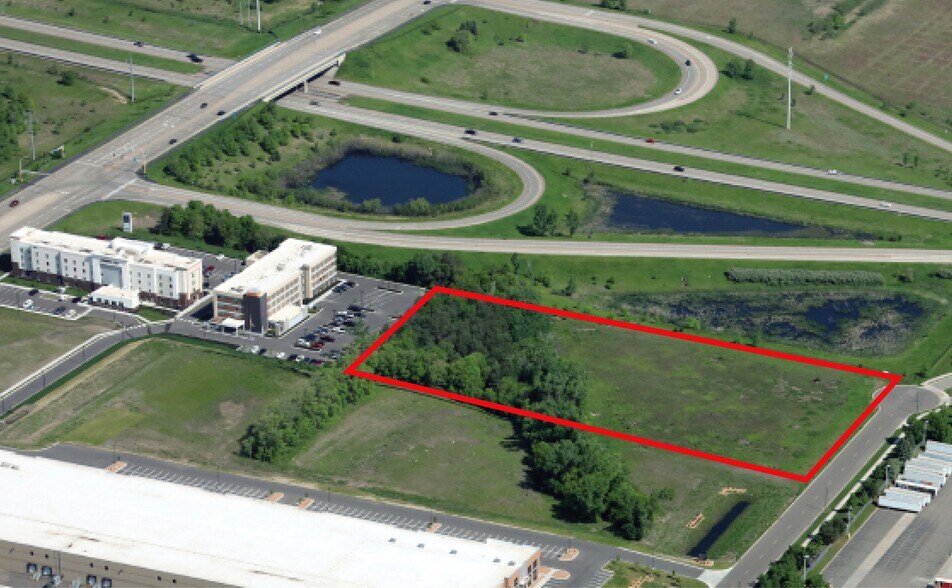 9501 Louisiana Ave, Brooklyn Park, MN for lease - Building Photo - Image 3 of 10