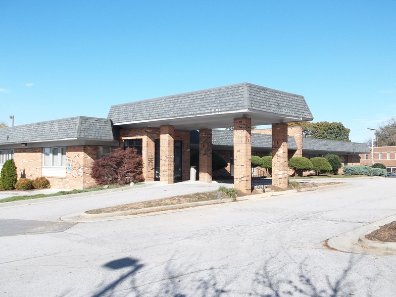 101 Holbrook St, Danville, VA for lease - Building Photo - Image 1 of 8