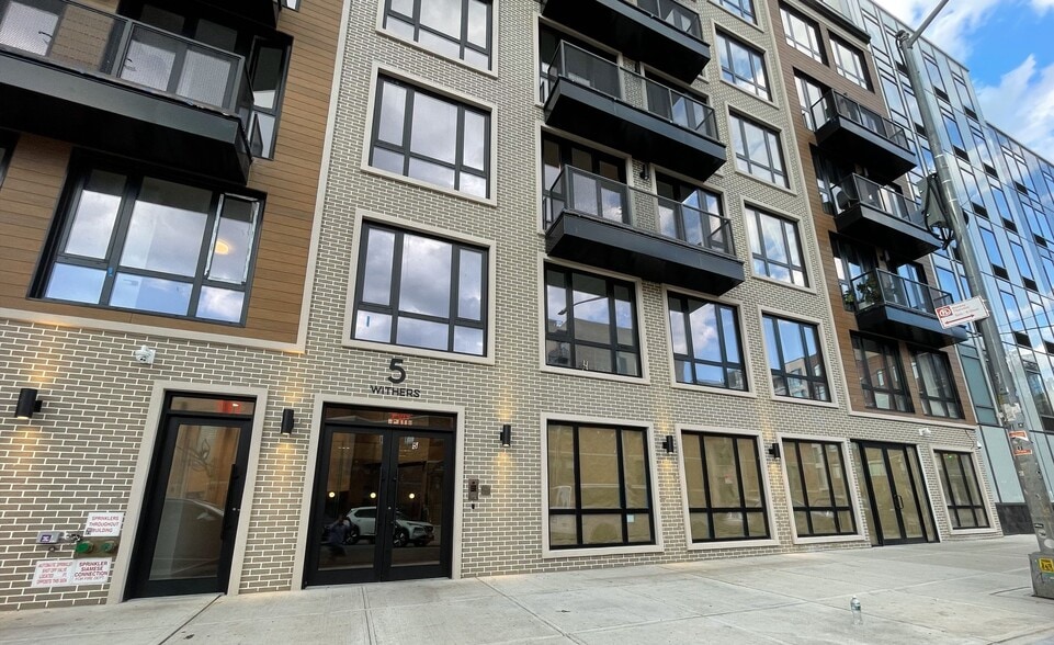 5 Withers St, Brooklyn, NY for lease - Primary Photo - Image 2 of 6