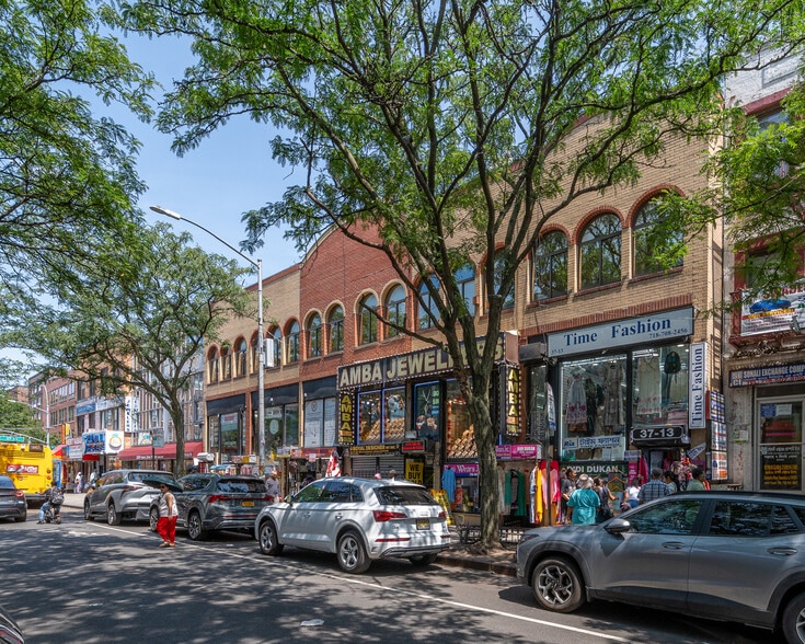 3711-3713 74th St, Jackson Heights, NY for sale - Building Photo - Image 2 of 6