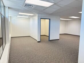 925 Stevens Dr, Richland, WA for lease Building Photo- Image 2 of 4