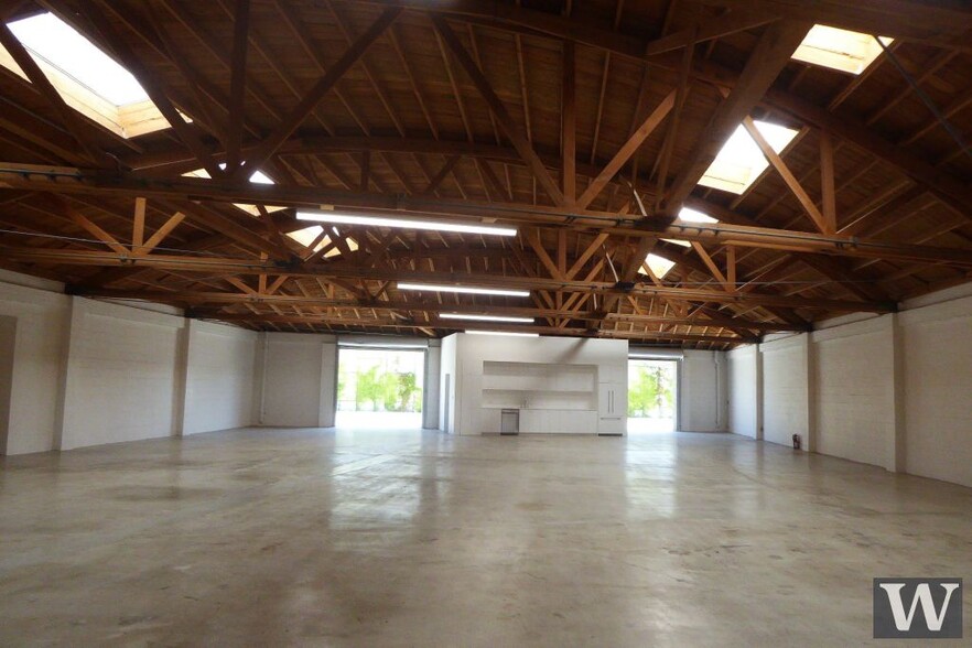 5142-5148 W Jefferson Blvd, Los Angeles, CA for lease - Interior Photo - Image 1 of 10