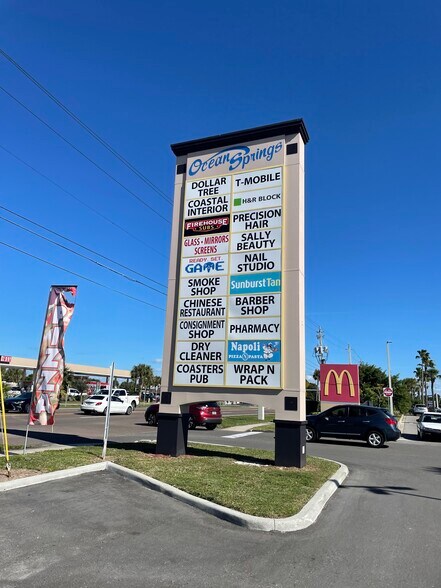 901-1001 E Eau Gallie Blvd, Indian Harbour Beach, FL for lease - Building Photo - Image 2 of 7