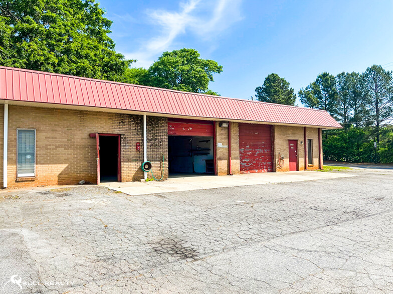 4204 Railroad Ave, Tucker, GA for lease - Building Photo - Image 3 of 9