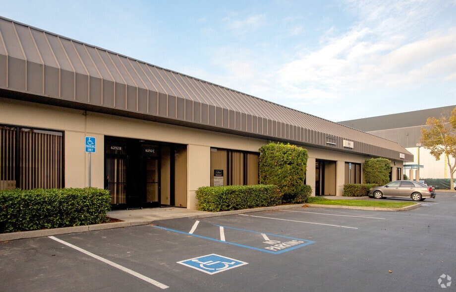 6276 San Ignacio Ave, San Jose, CA for lease - Building Photo - Image 3 of 4