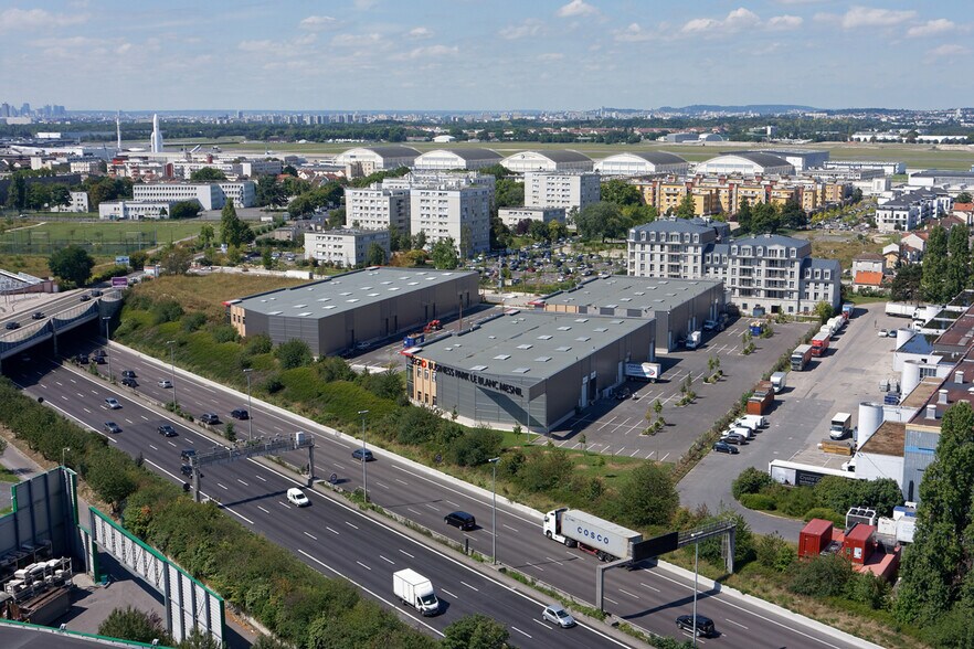 7 Allée Des Carrieres, Le Blanc-Mesnil for lease - Building Photo - Image 1 of 4