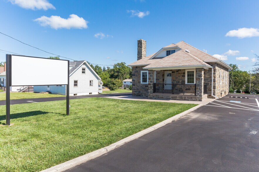 4839 E Street Rd, Feasterville Trevose, PA 19053