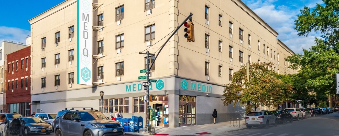 312 Warren St, Brooklyn, NY for lease Building Photo- Image 1 of 1