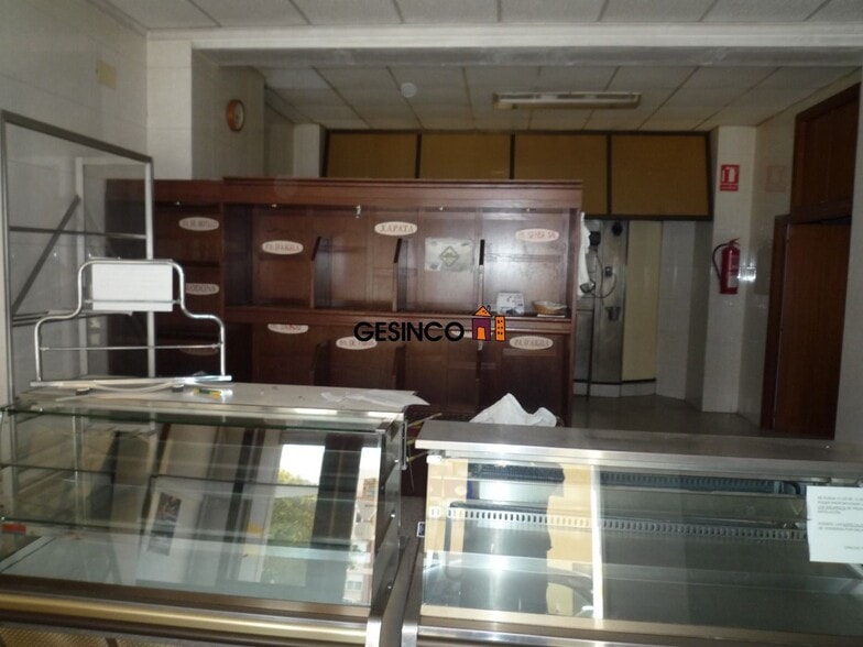 Retail in València, Valencia for sale - Building Photo - Image 3 of 7