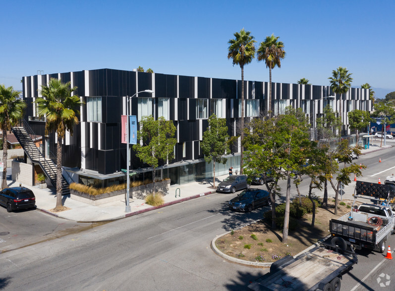 8601-8635 Washington Blvd, Culver City, CA for lease - Primary Photo - Image 1 of 27