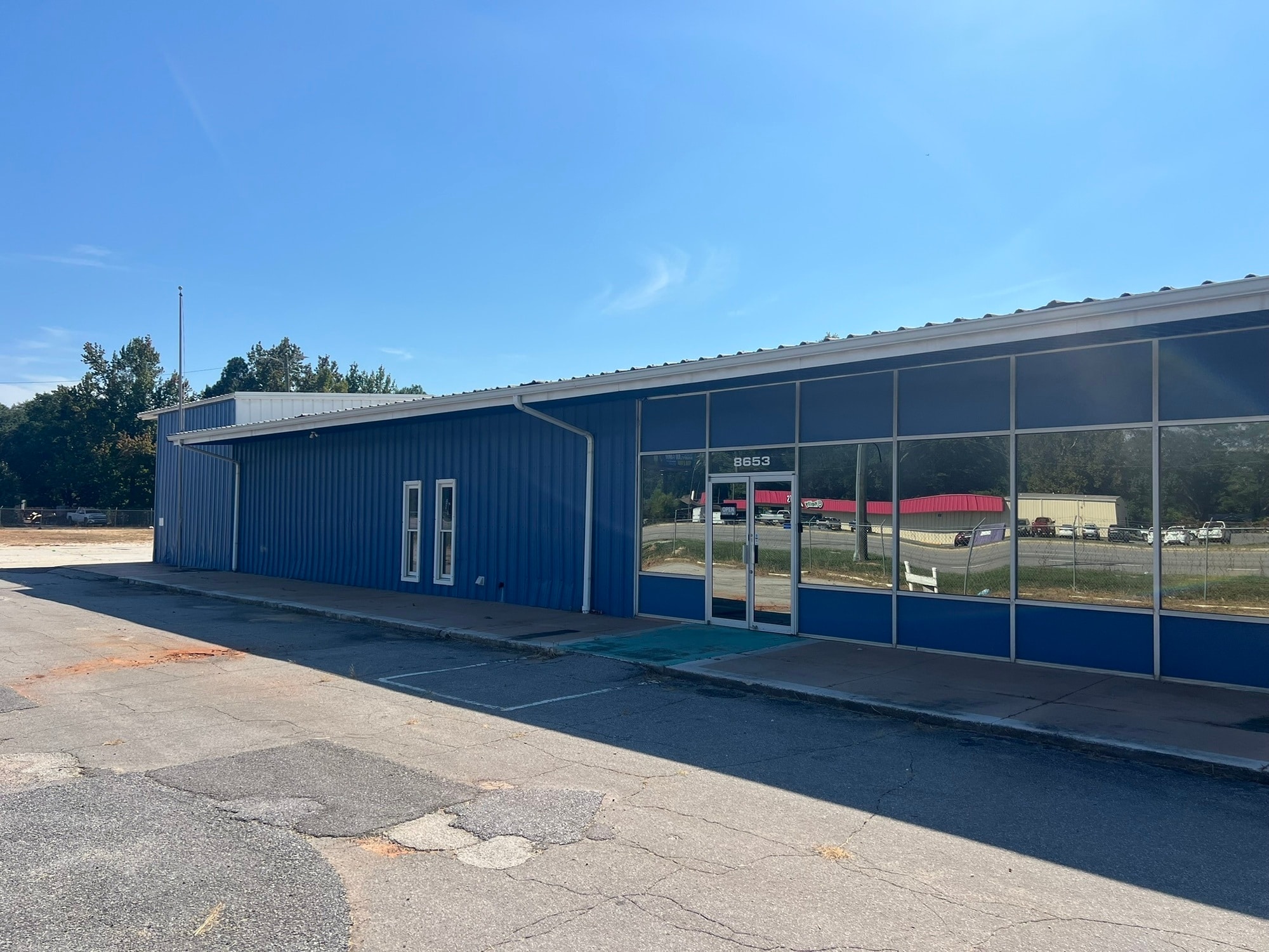 8653 Pensacola Blvd, Pensacola, FL for lease Building Photo- Image 1 of 22